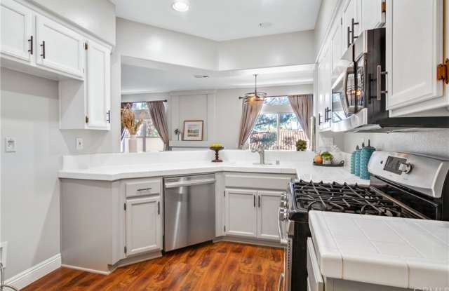 15 Camino Del Oro Gallery 2