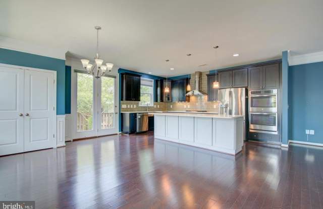 42262 KNOTTY OAK TERRACE Gallery 2