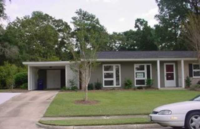 574 Juniper Dr Gallery 1