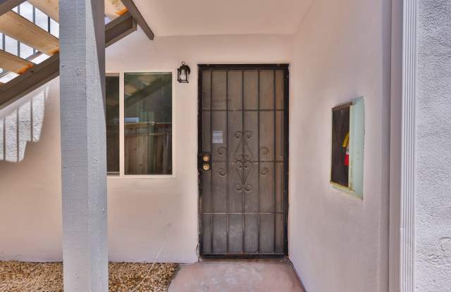 Modern 2 Bedroom 1 Bathroom in North Park! Gallery 1