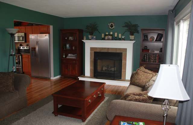 2409 Hayes Court Gallery 2