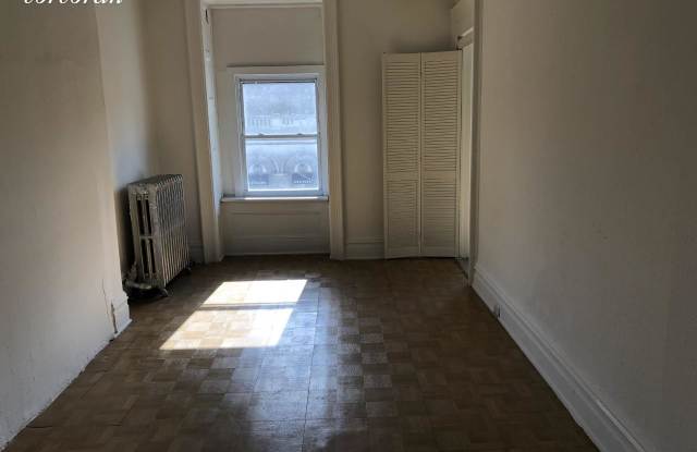 175 East 116th Street - 175 E 116th St, New York City, NY 10035