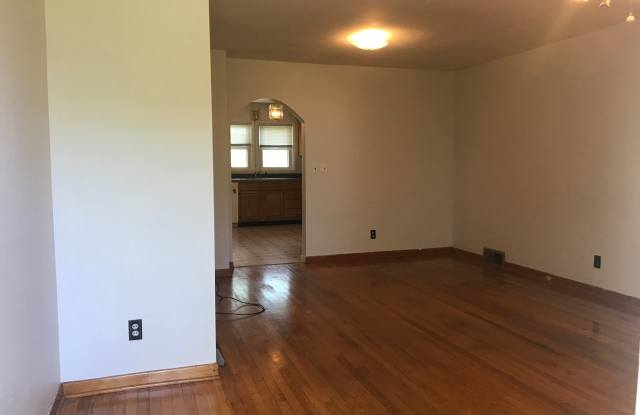 Charming 3 bedroom photos photos