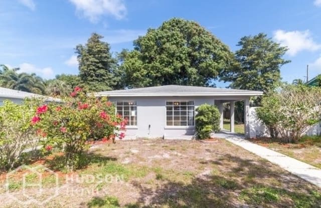 210 Dartmouth Drive - 210 Dartmouth Drive, Lake Worth, FL 33460
