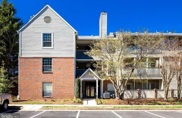 3918 PENDERVIEW DRIVE - 3918 Penderview Drive, Fair Oaks, VA 22033