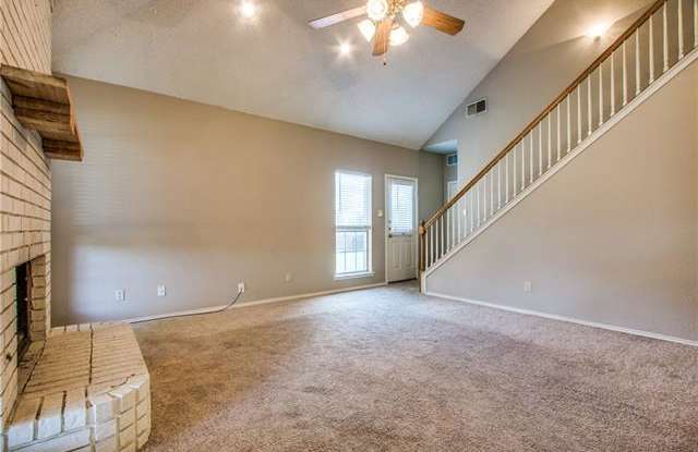 4828 Timberview Court Gallery 3