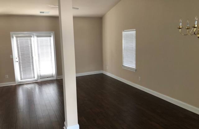 4820 Water Ct. Gallery 2
