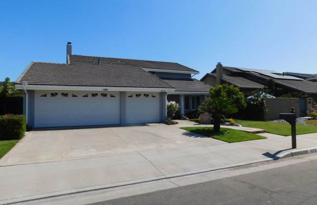 Beautiful 5-bedroom 3-Bathroom 2-Story House photos photos