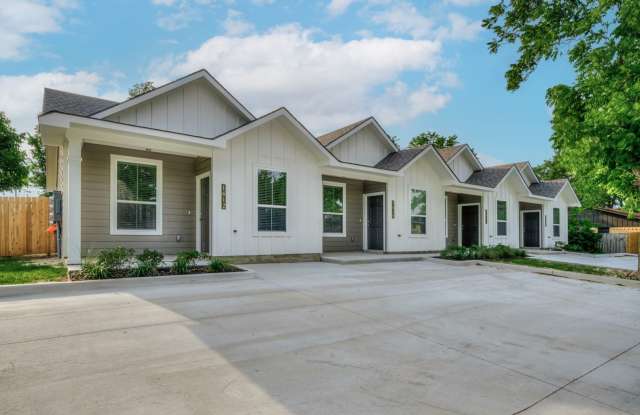 Cozy and Charming Townhome! photos photos