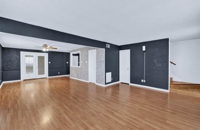 5426 Winton Street Gallery 4