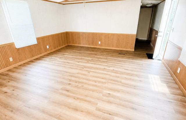 20766 Hamlet Drive Gallery 2