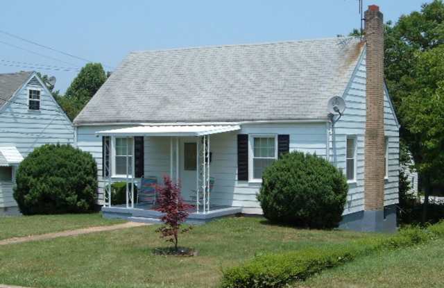 One Level House off Langhorne Road - 202 Morgan Street, Lynchburg, VA 24501
