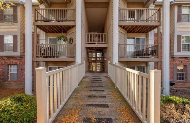 700 Ridgeside Drive - 700 Ridgeside Drive, St. Louis County, MO 63021