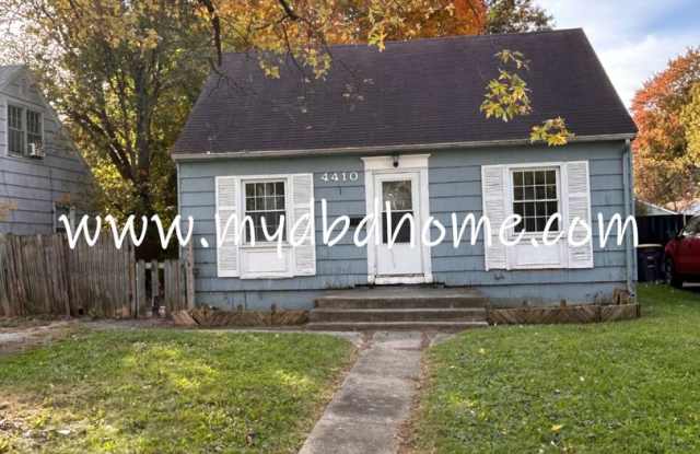 4410 Plaza Dr. Gallery 1