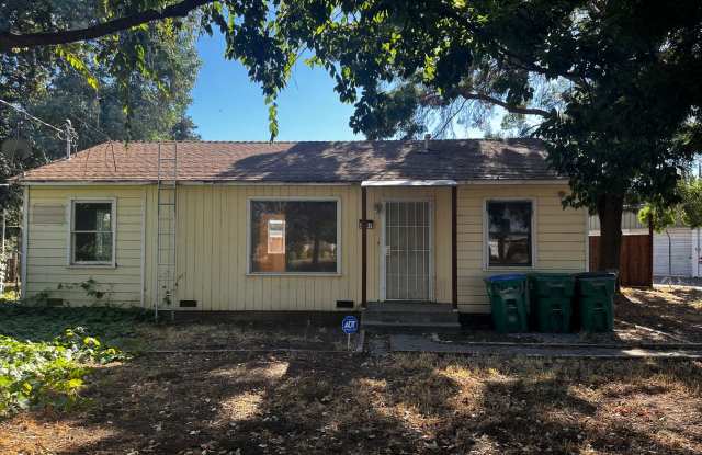 Charming 2/1 with bonus room on HWY 32- Available Now! - 2757 California 32, Butte County, CA 95973 Charming 2/1 with bonus room on HWY 32- Available Now! - 2757 California 32, Butte County, CA 95973