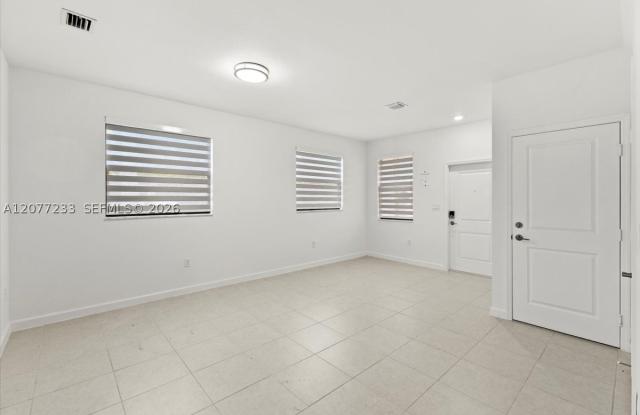 23210 SW 133rd Ct Gallery 4