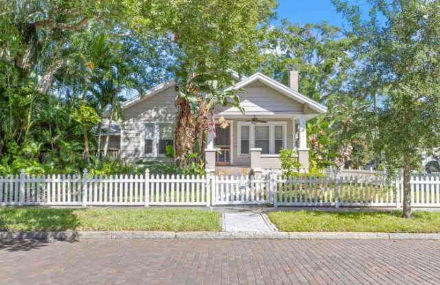 165 11th Avenue Northeast Gallery 1