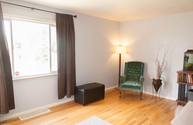 762 South Raritan Street Gallery 4