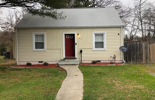 127 N Huron Dr - 127 North Huron Drive, Forest Heights, MD 20745