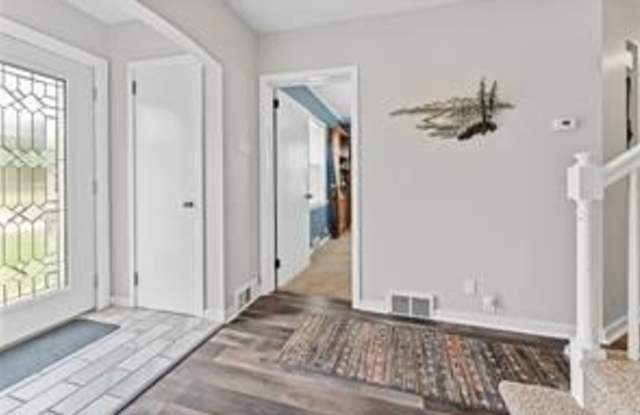 97 Belmont Cir Gallery 4