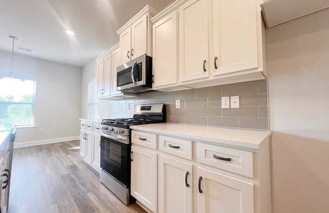 335 Cypress Hollow Trail Gallery 3