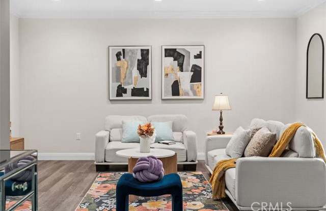 569 Lincoln Avenue Gallery 1