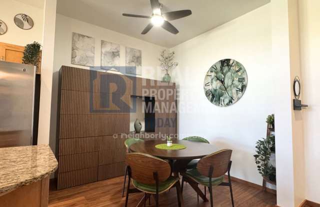 Fully Furnished 1-Bedroom Downtown Puyallup Condo | Parking & Select Utilities Included Gallery 4