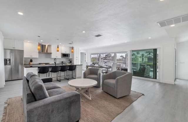 1521 Kinglet Drive Gallery 2