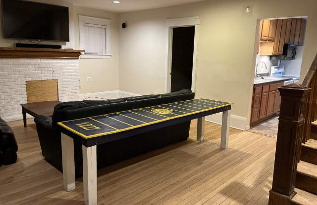 1227 South State Street - 1227 South State Street, Ann Arbor, MI 48104