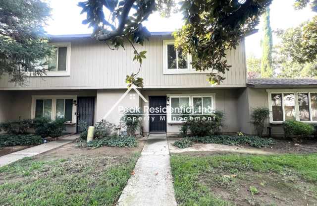 Wonderful 3bd/1.5ba Townhouse! photos photos
