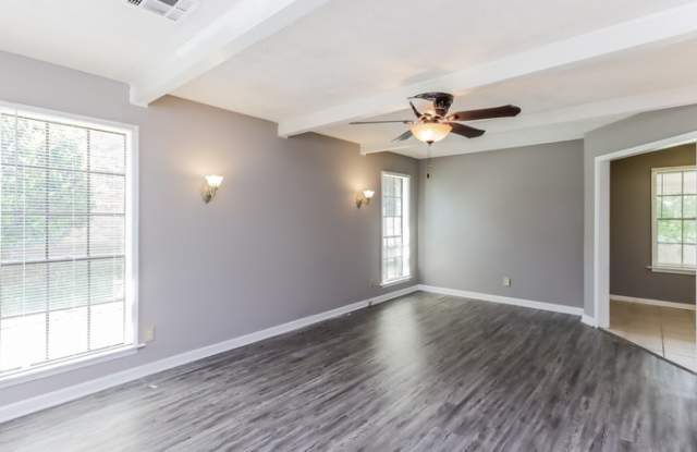 2953 Woodforest Lane Gallery 3