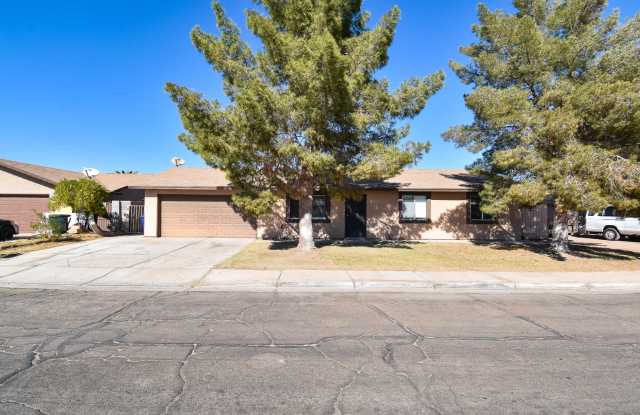 4660 West 18th Place photos photos