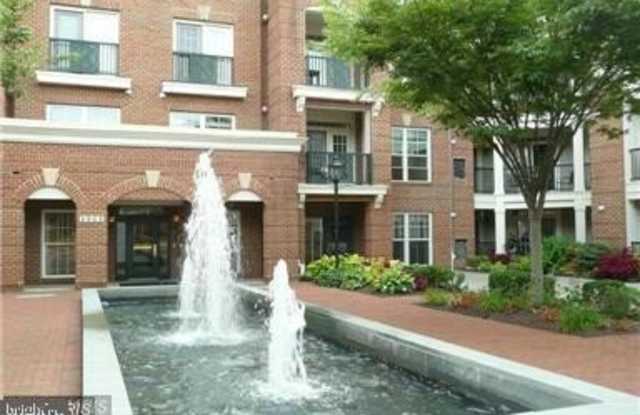 2905 SAINTSBURY PLAZA - 2905 Saintsbury Plaza, Oakton, VA 22031