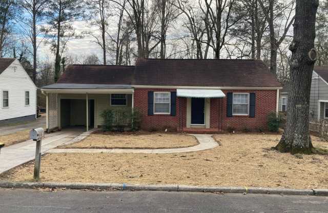 2/2 House with Bonus in Summerville Park $1,195 - 607 Charlton Street Northwest, Rome, GA 30165