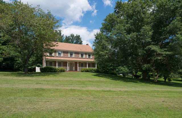 1255 HEROLD CIR Gallery 2