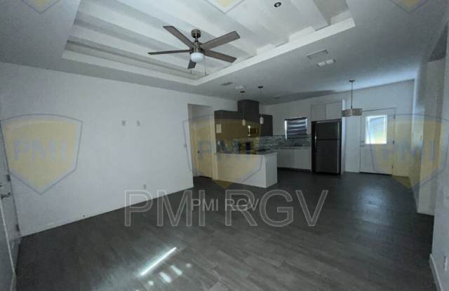 805 W Garrison Dr Gallery 4
