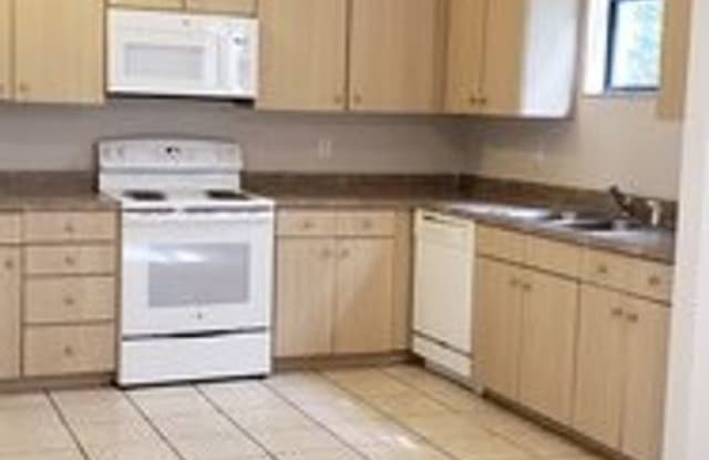 3617 W. Reynolds Apt 2**** - 3617 West Reynolds Street, Plant City, FL 33563