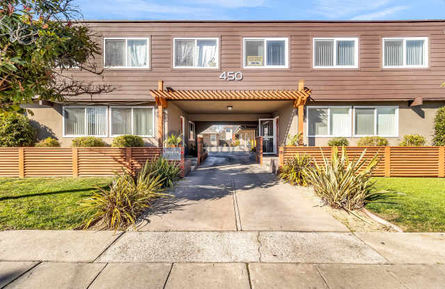 450 Roosevelt Ave - 450 Roosevelt Avenue, Redwood City, CA 94061