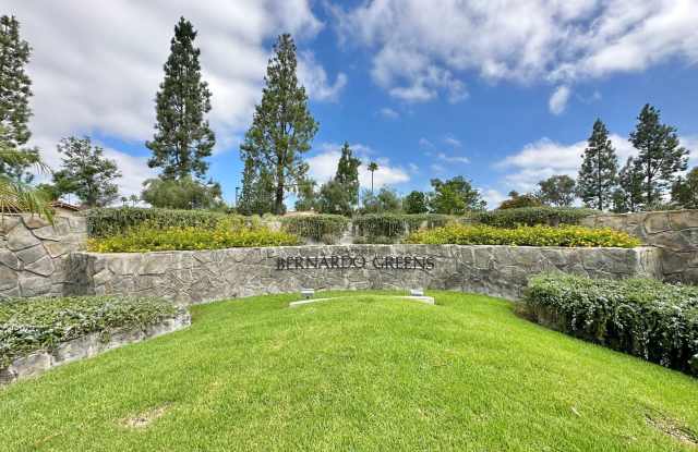 Spacious 2BD Condo in Bernardo Greens with Garage! photos photos Spacious 2BD Condo in Bernardo Greens with Garage! photos photos