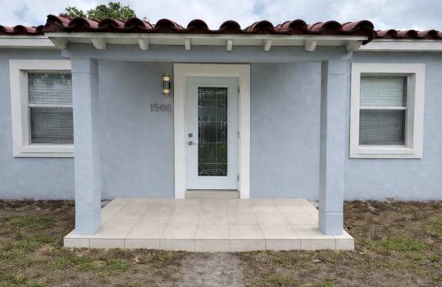 1508 NW 1st Avenue photos photos