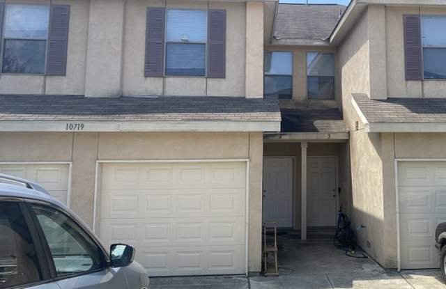 10719 Mathom Landing photos photos