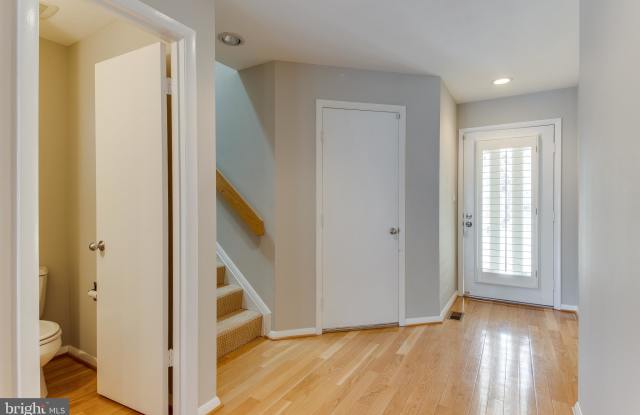 1965 LAKEPORT WAY Gallery 3
