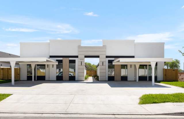 6009 N 43rd St photos photos