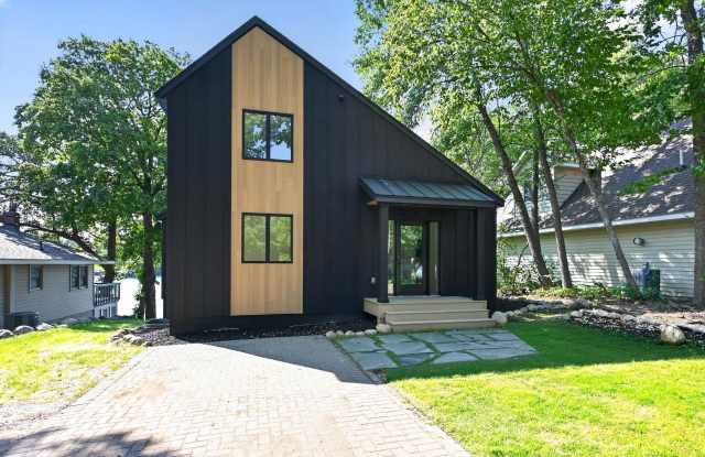 13144 Maple Circle Drive SE Gallery 2