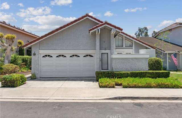 14 Alba W - 14 Alba West, Irvine, CA 92620