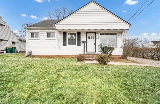 19220 Stafford Avenue - 19220 Stafford Avenue, Maple Heights, OH 44137