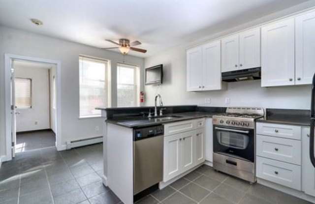 149 cottage st 2 Gallery 3