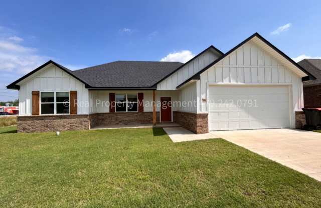 COMING IN JULY! GORGEOUS home in Pocola 3 BED 2 BATH - 100 Countryside Way, Pocola, OK 74902 COMING IN JULY! GORGEOUS home in Pocola 3 BED 2 BATH - 100 Countryside Way, Pocola, OK 74902