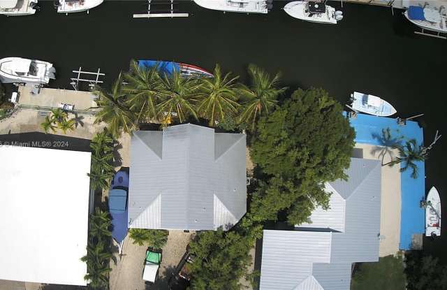 60 Waterways Dr - 60 Waterways Drive, Key Largo, FL 33037 60 Waterways Dr - 60 Waterways Drive, Key Largo, FL 33037