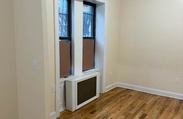 563 E 4th St photos photos